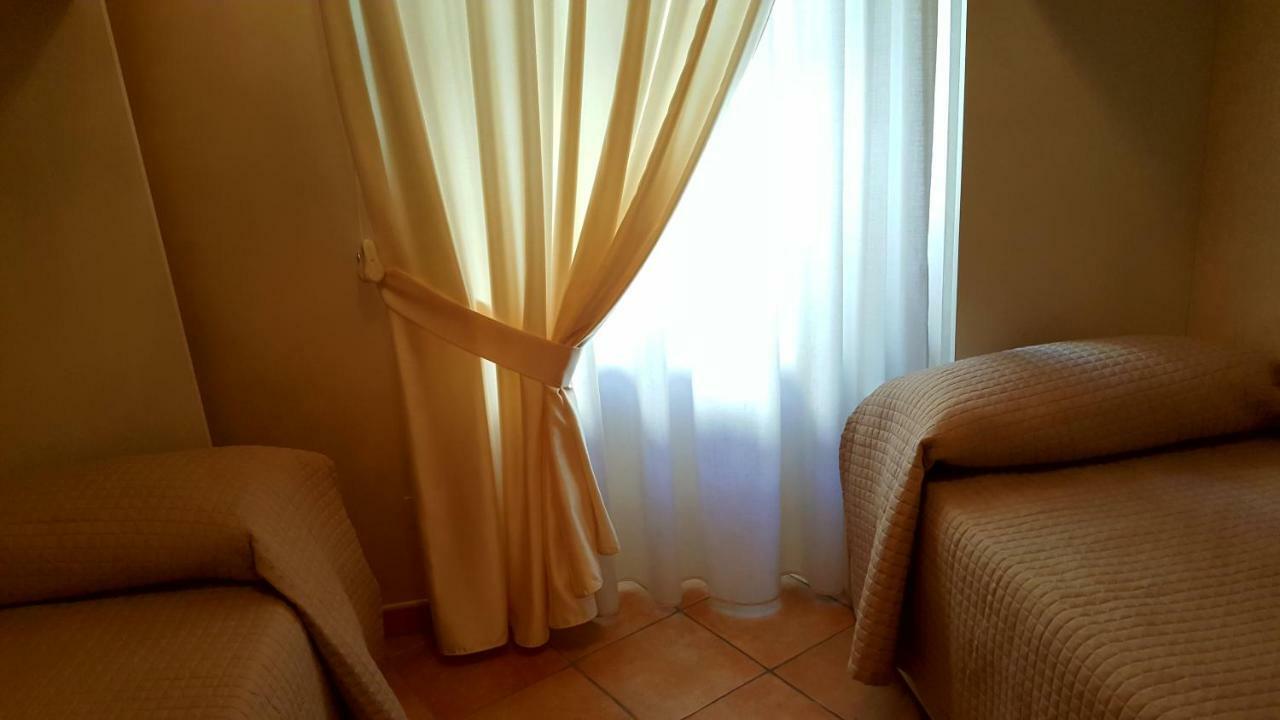 Ivana Sweet House Desenzano del Garda Buitenkant foto