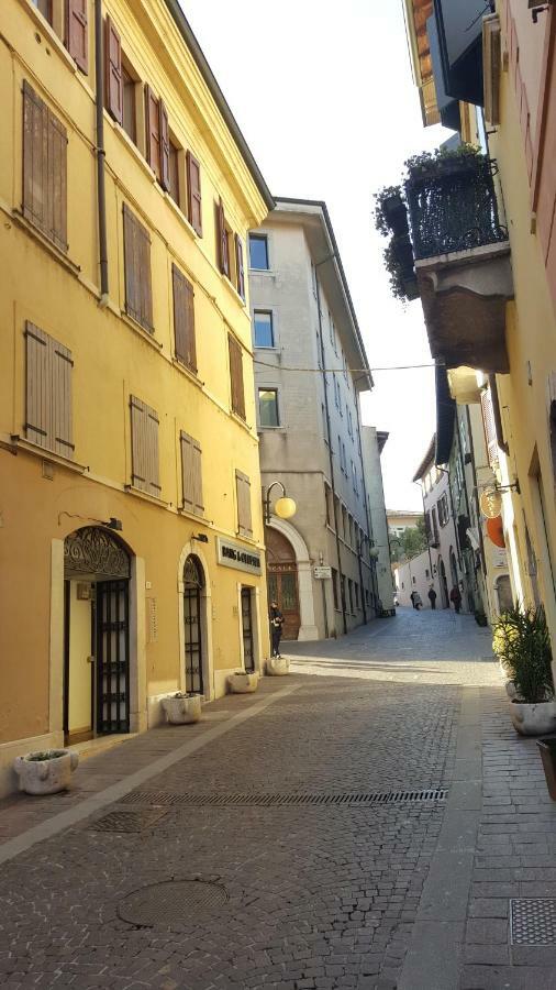 Ivana Sweet House Desenzano del Garda Buitenkant foto